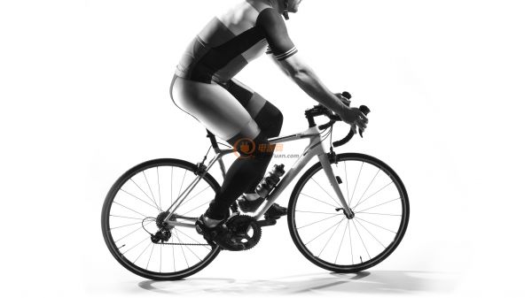 Splunk 赞助Trek-Segafredo男女自行车队，通过数据分析助力其提高赛事成绩