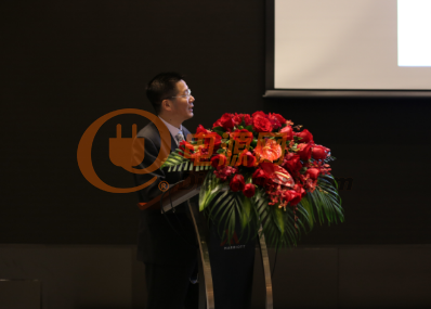三菱电机半导体大中国区应用技术总监宋高升先生介绍“功率模块产品线及技术趋势”