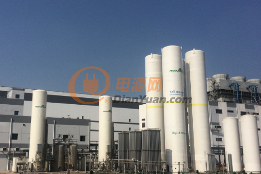 空气产品公司新工厂在重庆投产为中国首屈一指的液晶面板项目供气
